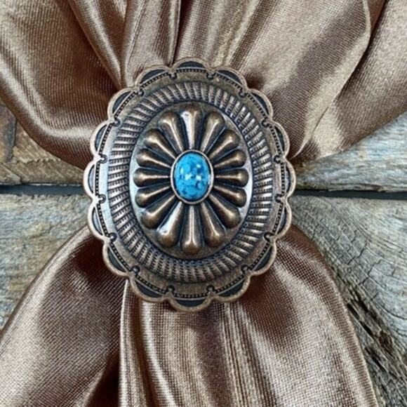 Copper Scallop Oval Concho Etched Western Scarf Slide or Tee Clip - Picture 2 of 2